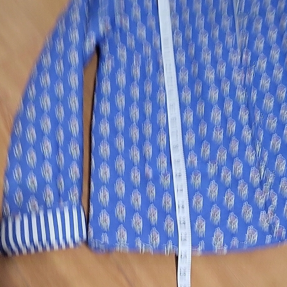 Japna Blue and White Floral Puffer Jacket - Picture 10 of 10